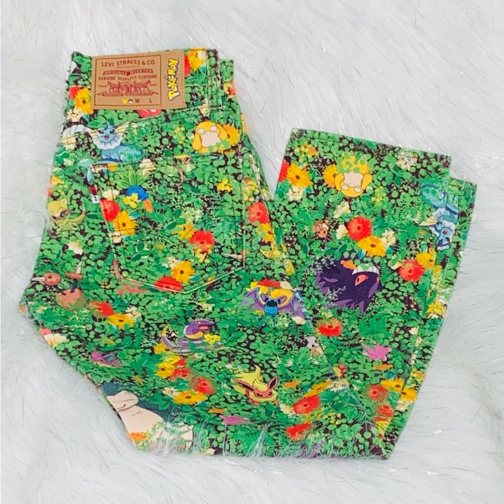 🔥POKéMON LEVI STRAUSS JEANS🔥 - Picture 2 of 15